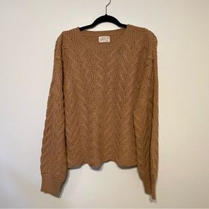 Women’s sweater, large